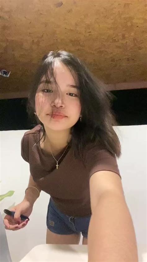Pinay Amateur Blowjob .